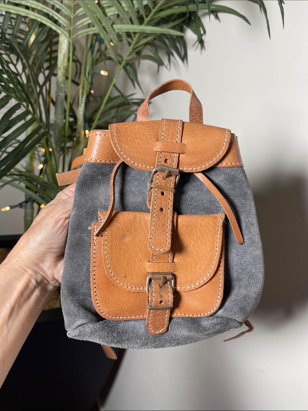 MINI VINTAGE LEATHER BACKPACK